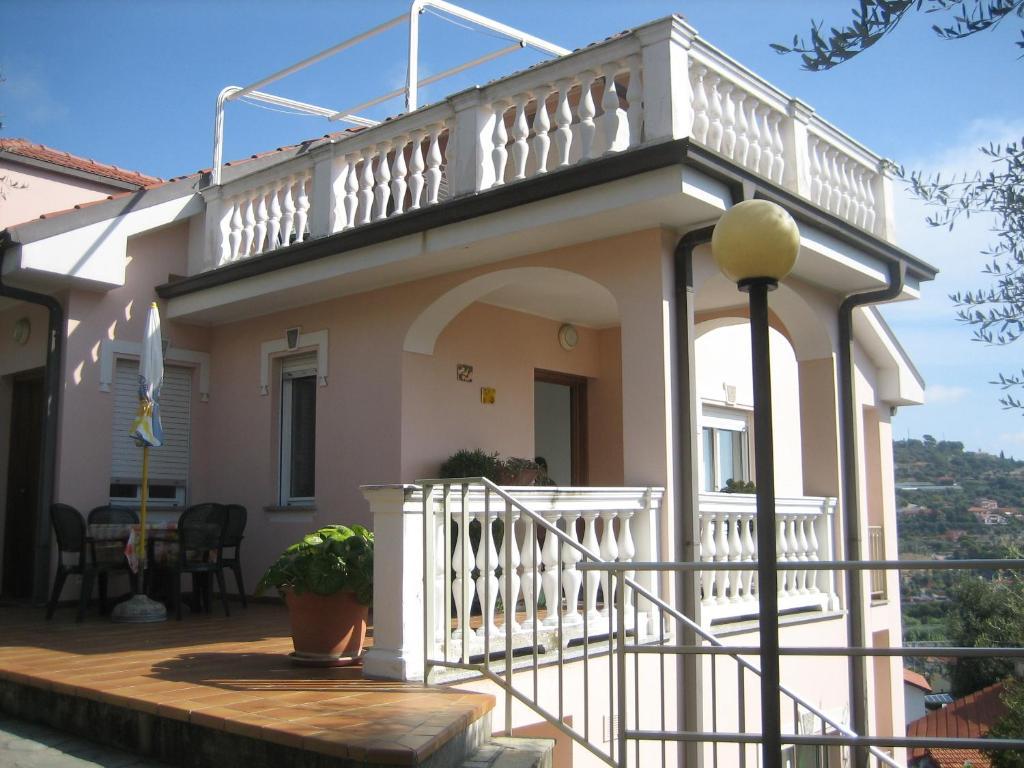 Residence Hotel Edy Imperia Exterior foto