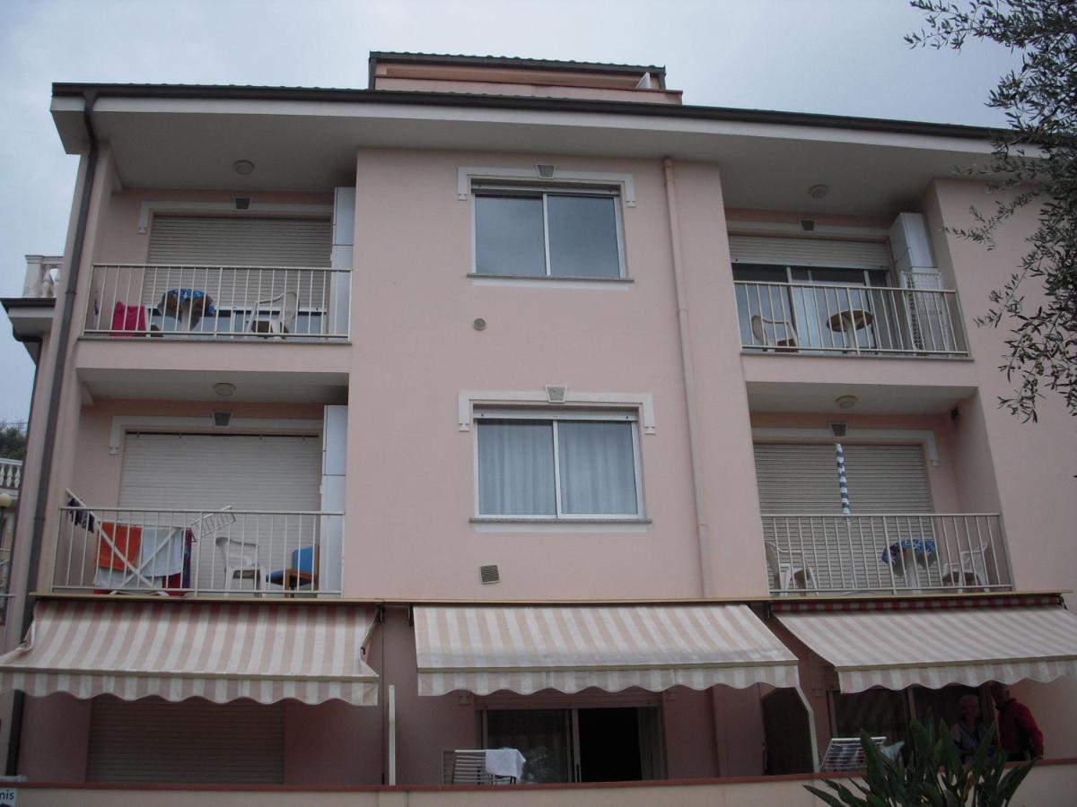 Residence Hotel Edy Imperia Exterior foto
